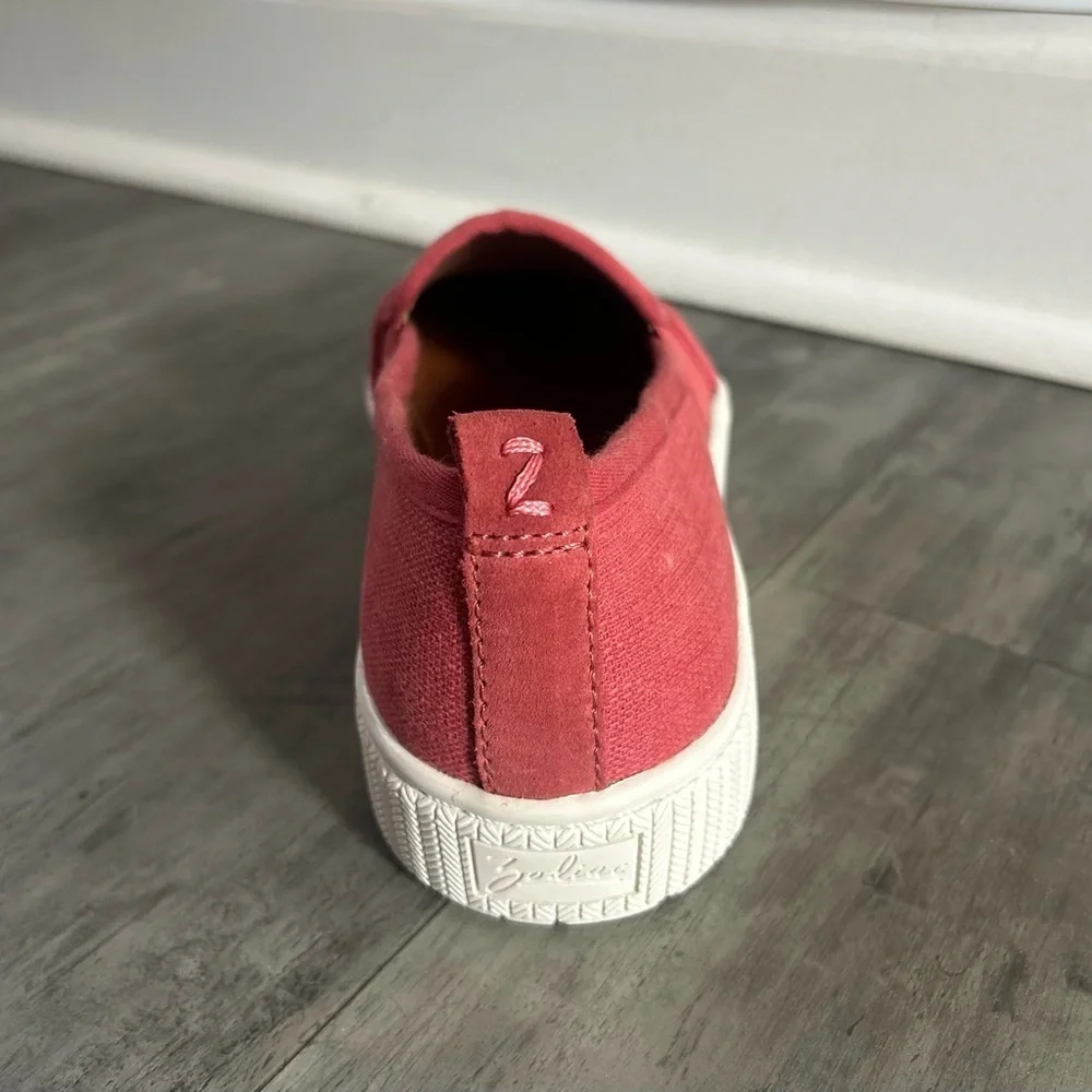 Zodiac Ciara Red Canvas Slip-On Sneakers Women’s 7.5M Casual Everyday Comfort